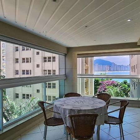 Apto Com Garagem E Lavanderia Em Frente A Praia Guaruja Exterior photo