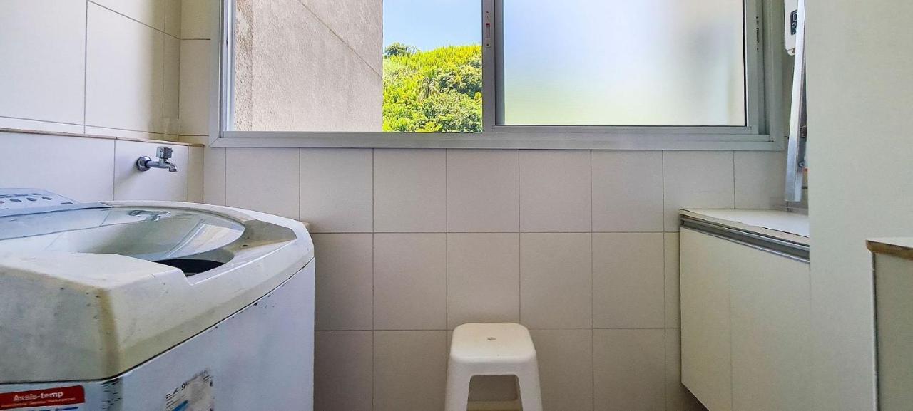 Apto Com Garagem E Lavanderia Em Frente A Praia Guaruja Exterior photo