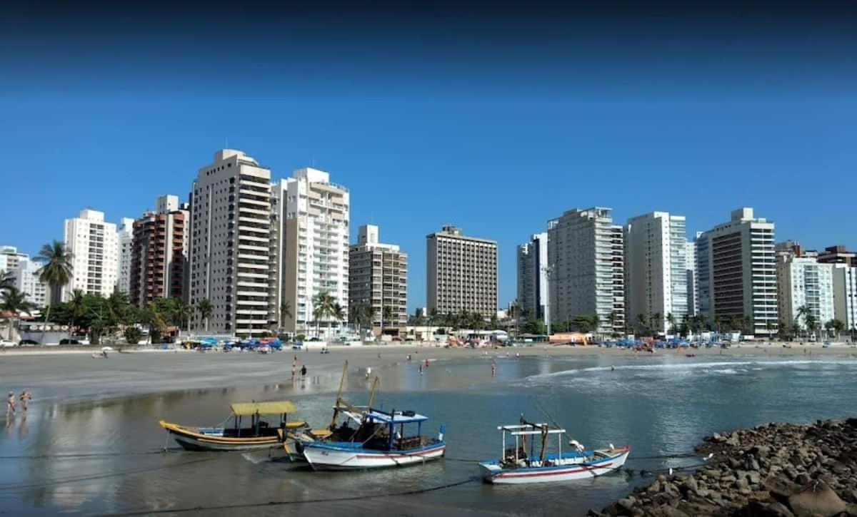 Apto Com Garagem E Lavanderia Em Frente A Praia Guaruja Exterior photo